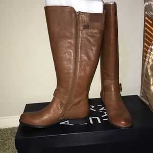 Naturalizer Jan Wide Calf, Banan Brd Tumb Boot